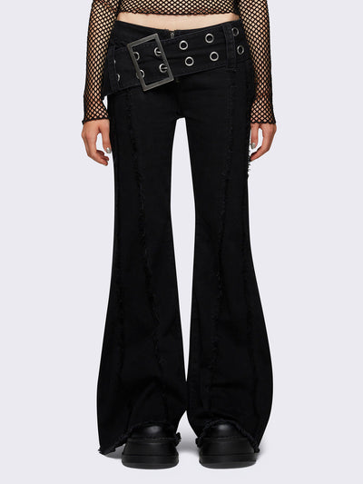 Flared jeans in black with chunky buckle belt