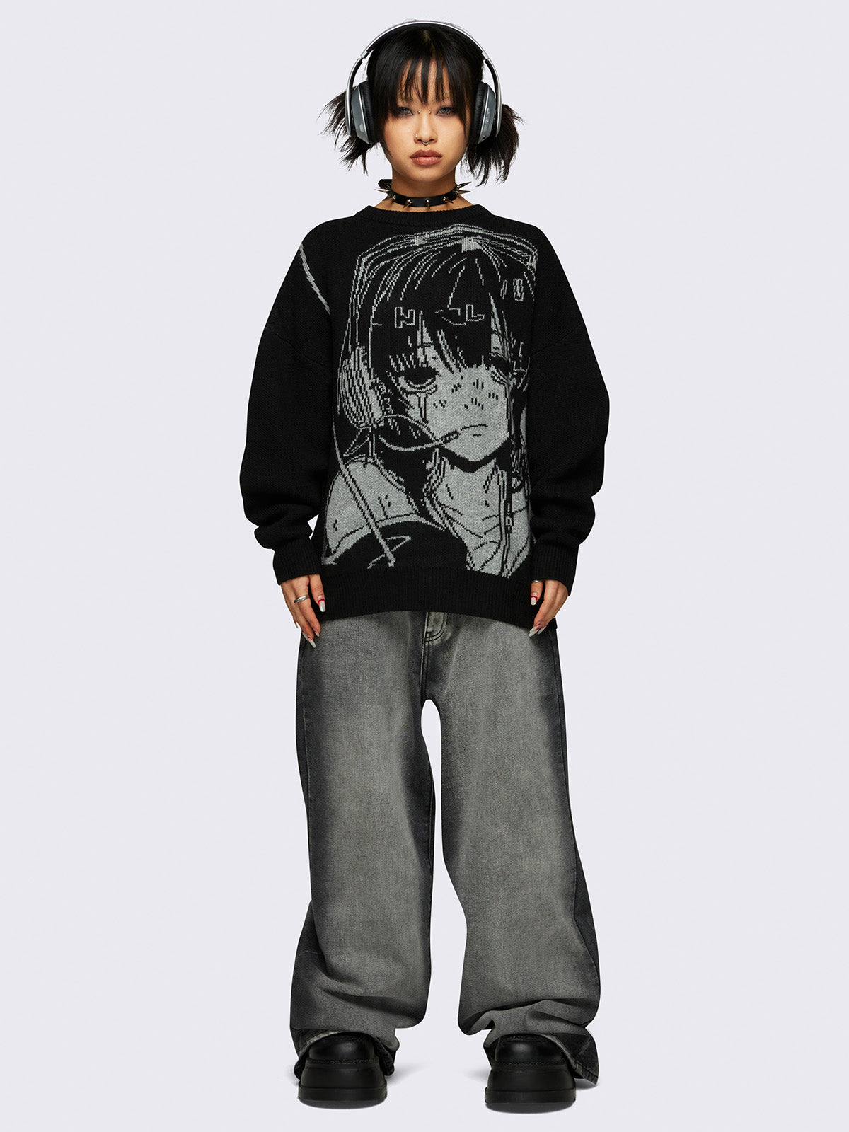 Knit sweater in black with anime girl front design