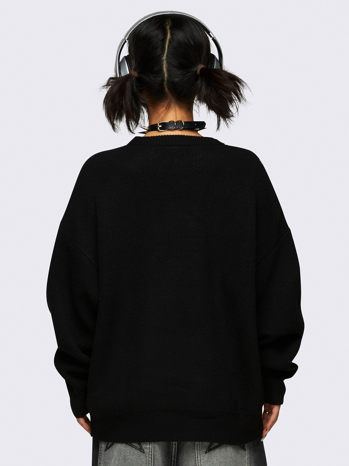 Knit sweater in black with anime girl front design