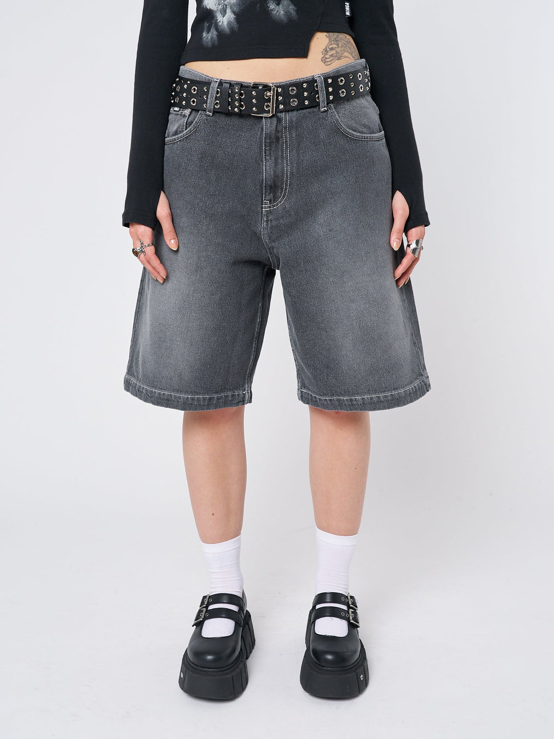 (Belvet)Star logo rigid Denim Jorts ブラック Belvet)Star logo rigid Denim Jorts ブラック