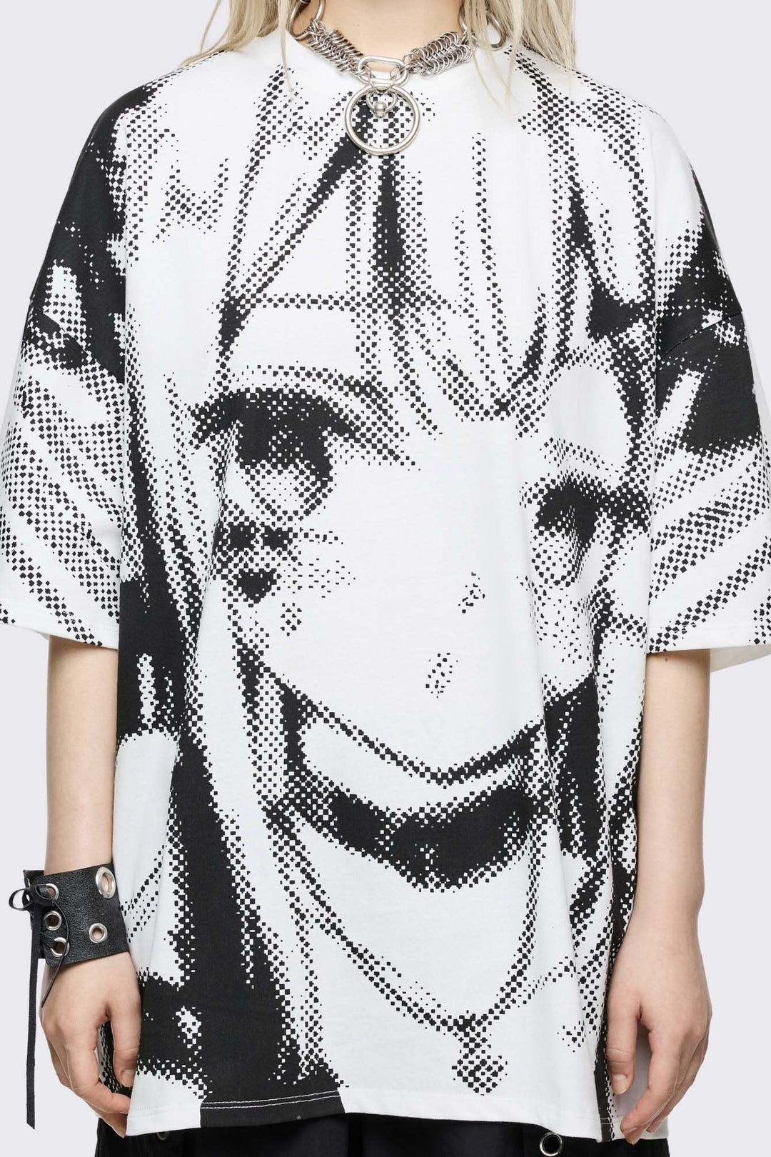 Oversized White T-Shirt with Anime Girl Graphic | Minga London
