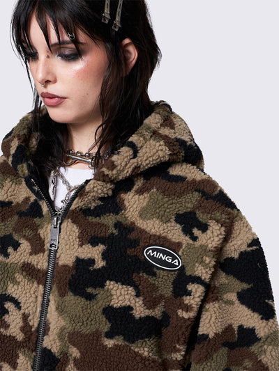 Oversized zip-up borg fleece jacket with camo print, featuring a hood, oversized fit, and embroidered logo patch. Ideal for grunge and Y2K-inspired streetwear.