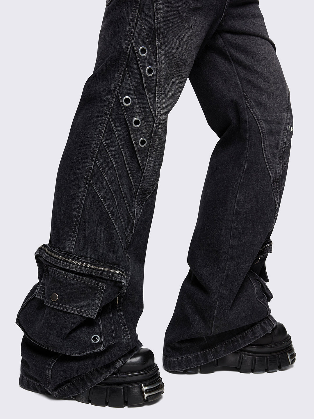 crush-black-baggy-flare-