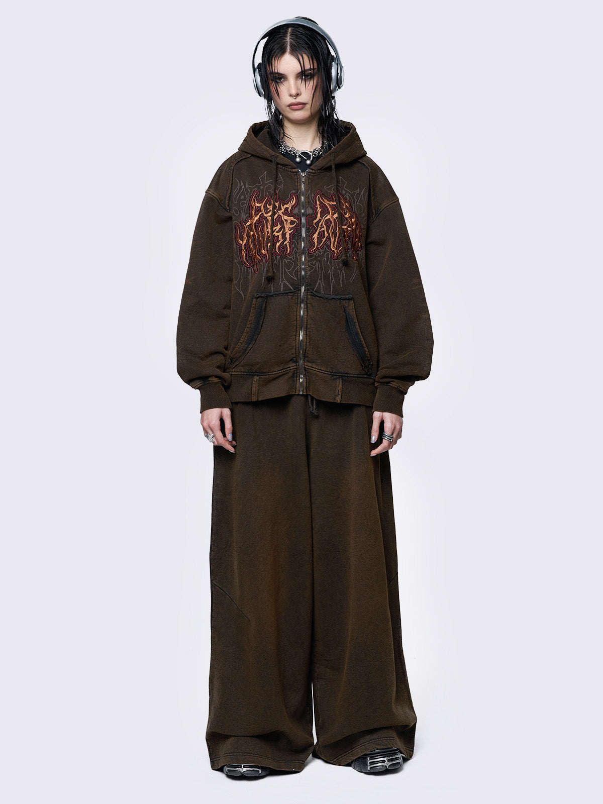 Oversized zip up hoodie jacket in washed brown featuring a "faith" graphic embroidered patch.