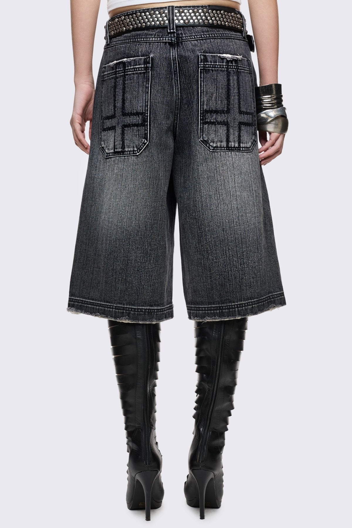 Black Washed Jorts With Embroidery | Minga London