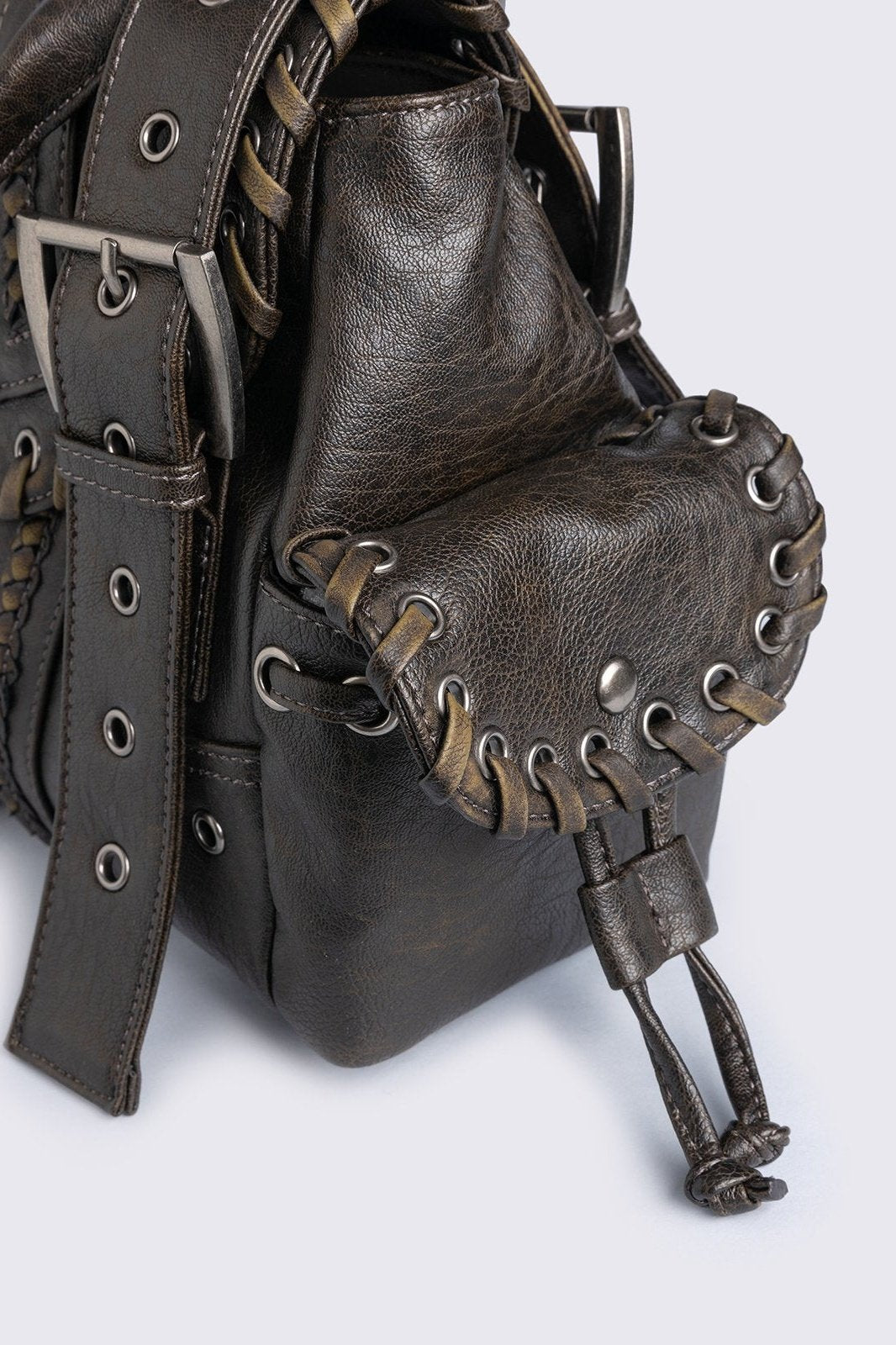 サイモンミラ　Vegan  Lesther  Bag  M  / アパルトモン La Mère Vegan Leather Backpack Petite – AZARIA