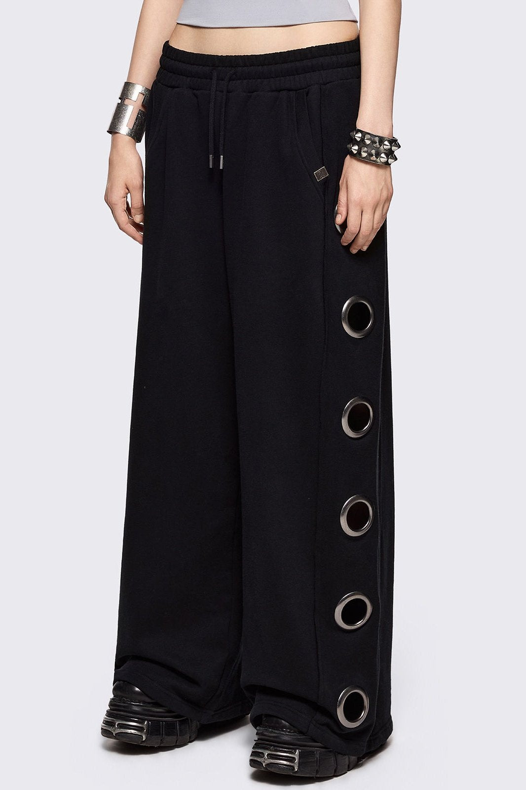 hexa-black-wide-leg-