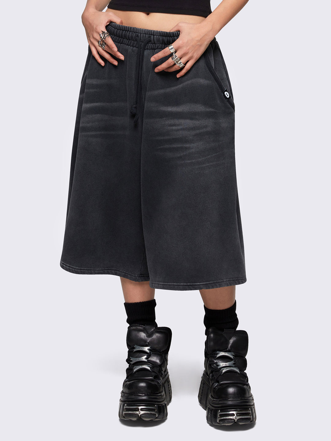 lex-black-washed-sweat-