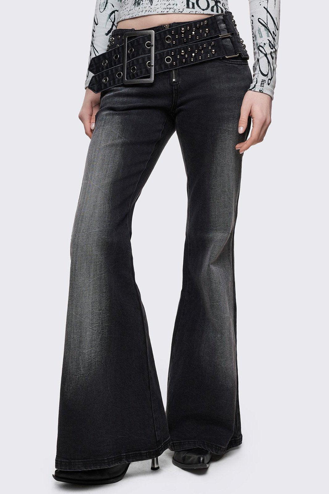 Low Waist Belted Flared Jeans in Black Washed | Minga London