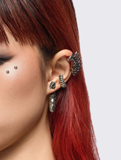 Silver 5 pc chunky earring set with centipede and spine designs. Chunky ear cuffs style.