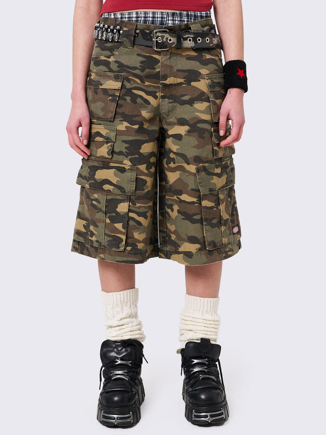 Camo short pants on sale