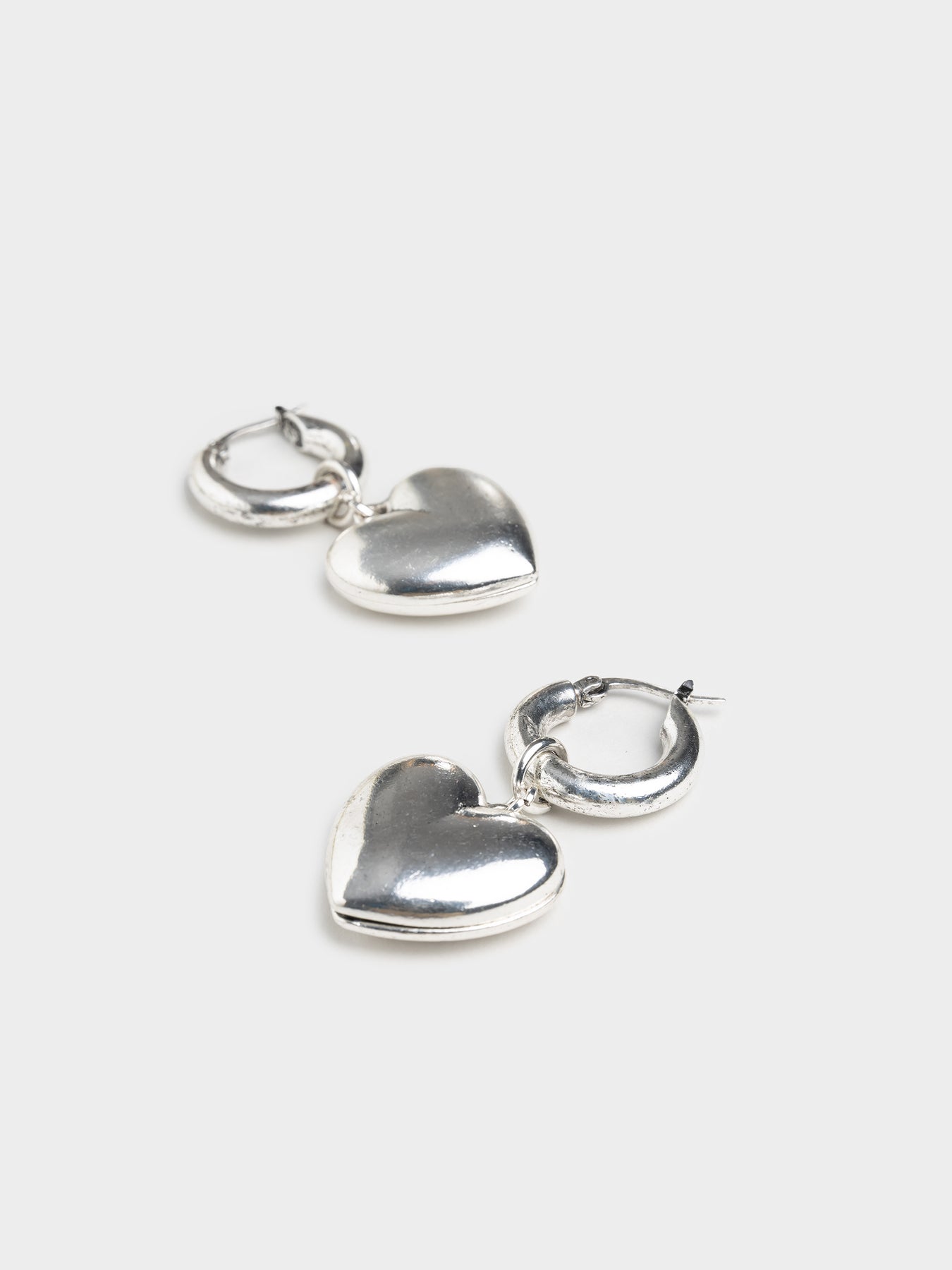 Chunky Heart Hooped Earrings | Minga US
