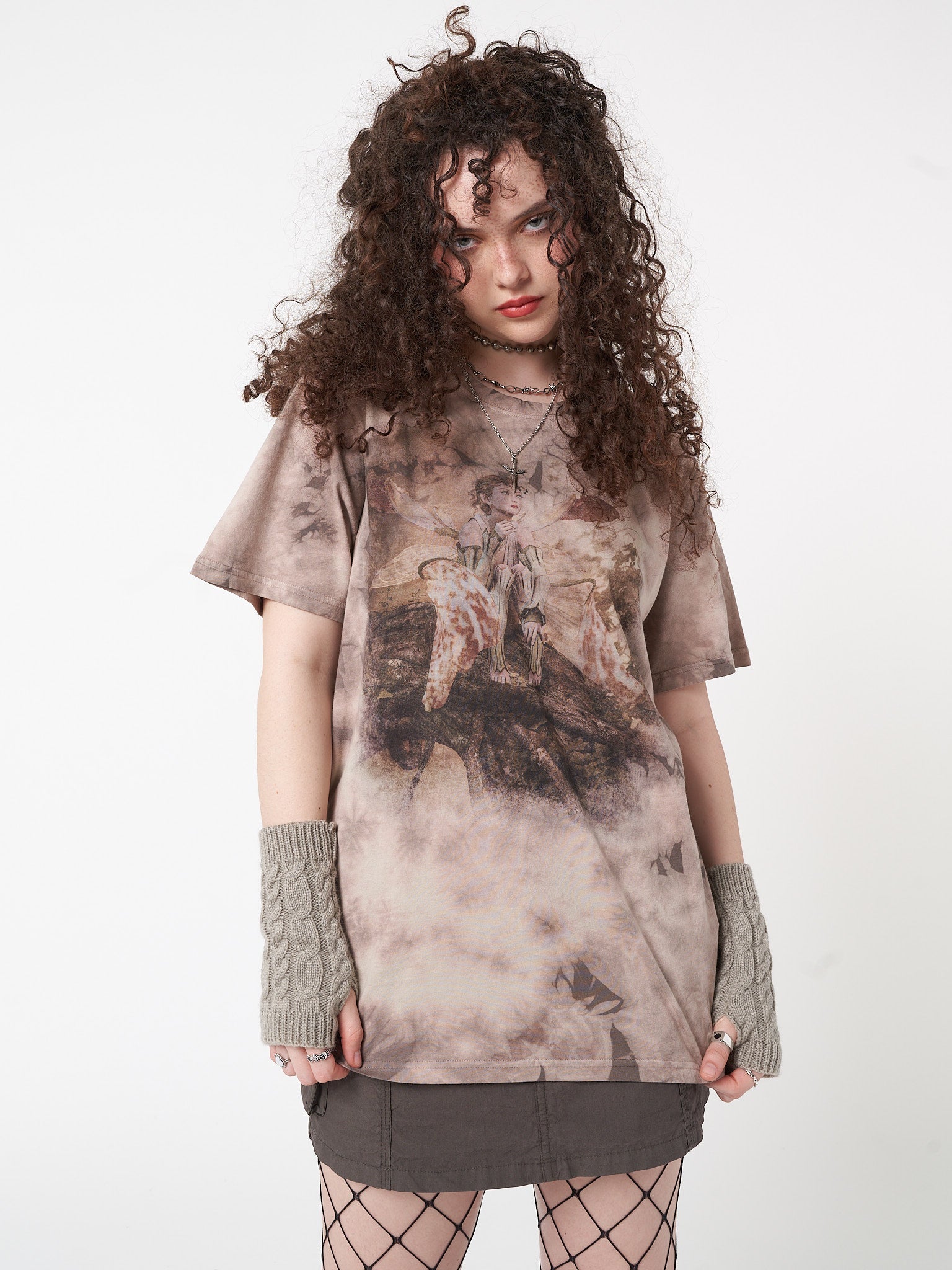 Tie dye t-shirt in beige with Earth Fairy front print