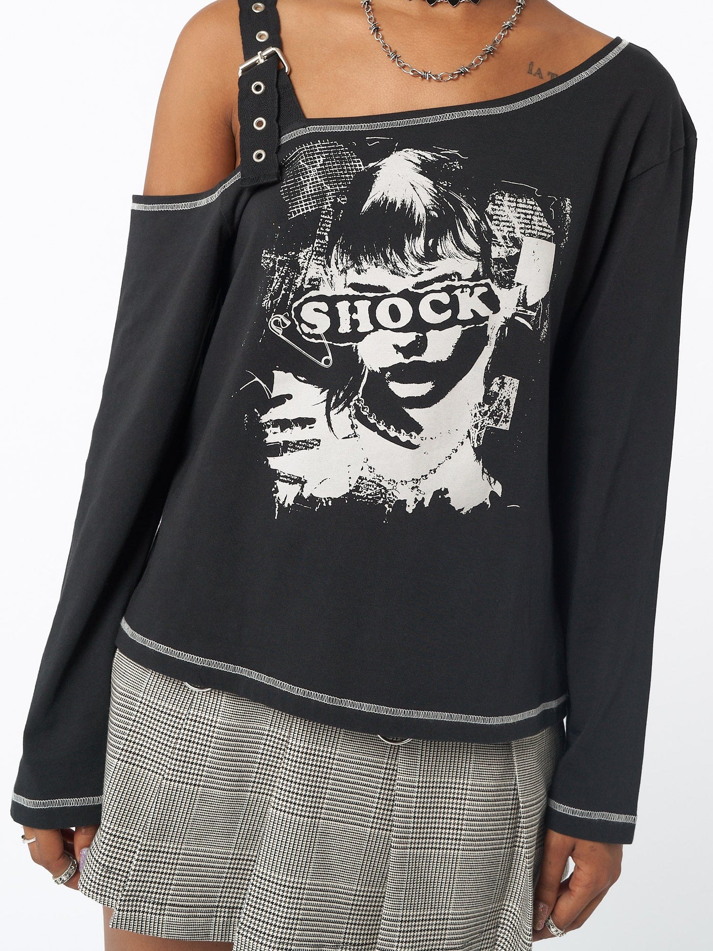 Shocky Black Asymmetric Top - Minga  US