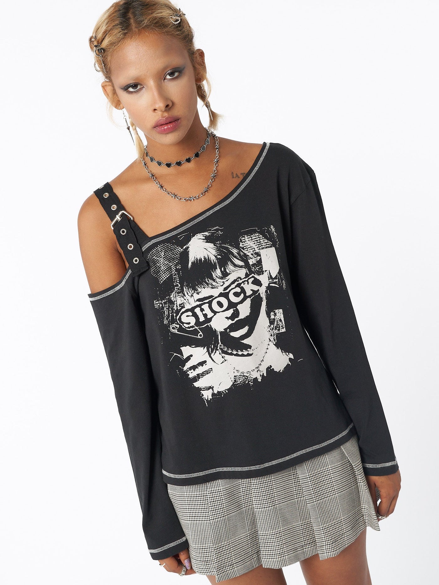 Shocky Black Asymmetric Top - Minga  US